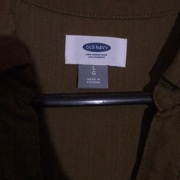 A jump suit with shorts tan like material - Picture 3 of 3